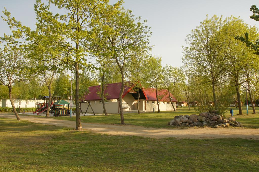 Holiday Resort & Camping Intercamp'84 Leba Exterior photo